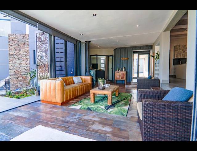 5 BEDROOM HOUSE FOR SALE IN COPPERLEAF ESTATE